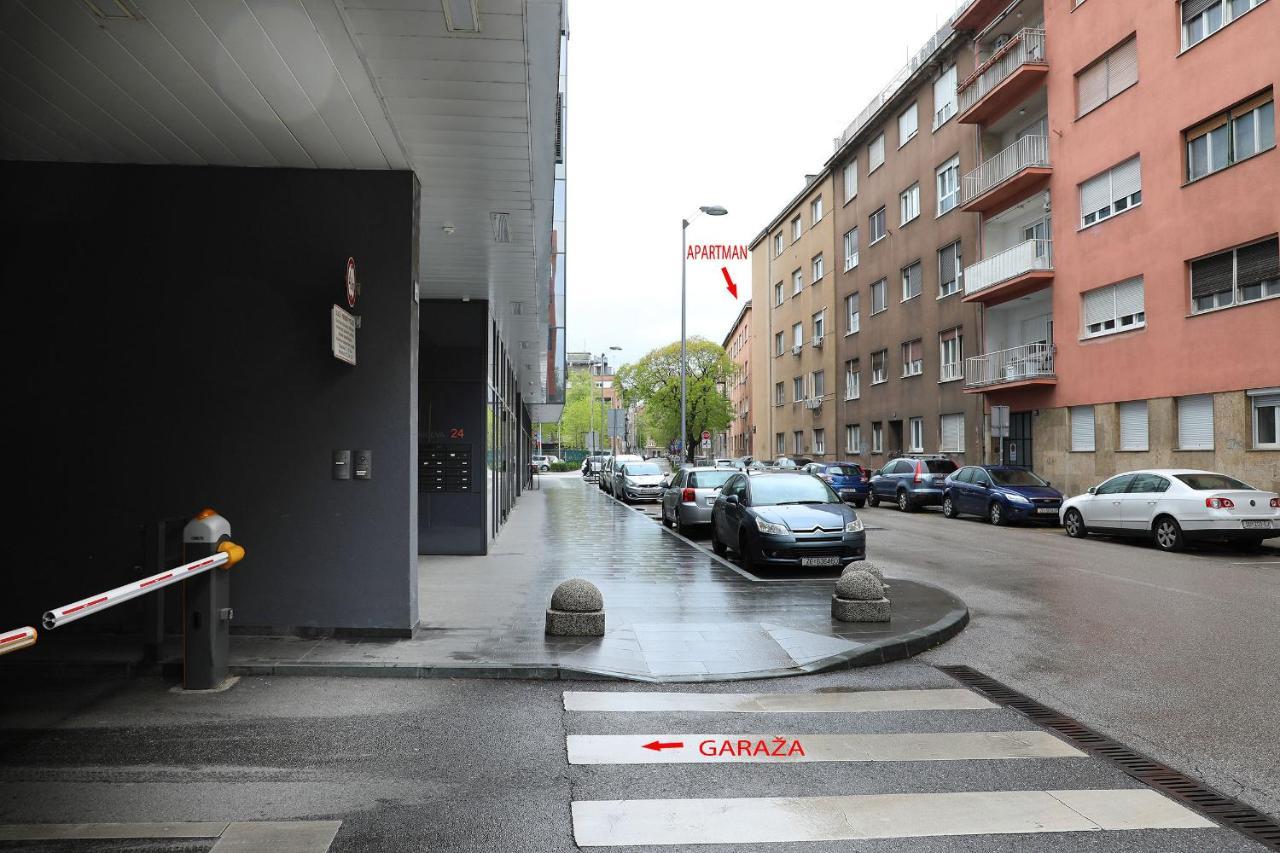 Apartment Elena 1, Zagreb City With Garage Exterior foto